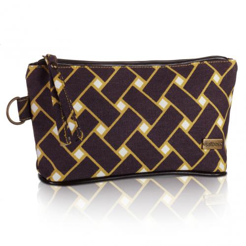 basketweave cosmetic bag in vineyard