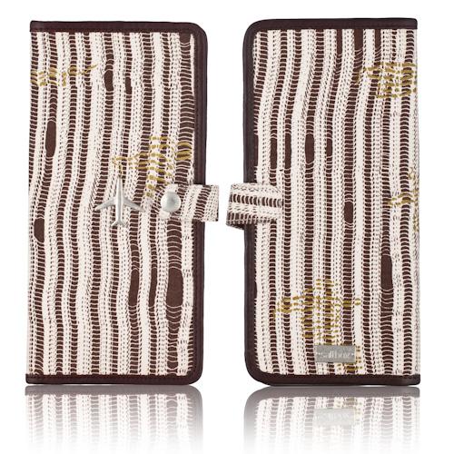 darn-knit travel wallet in lichen