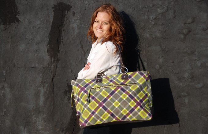 Plaid Day Bag in Faryn